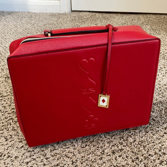 Estee Lauder Handbags - NWOT Red zip up travel bag by Estée Lauder with gold hardware